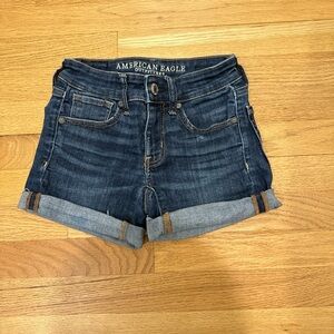American eagle women’s jean shorts